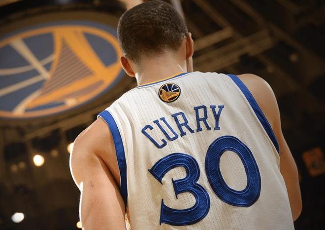 YABO-包含蒂姆连续十五场比赛得分超过突破纪录，C9挑战极限！的词条